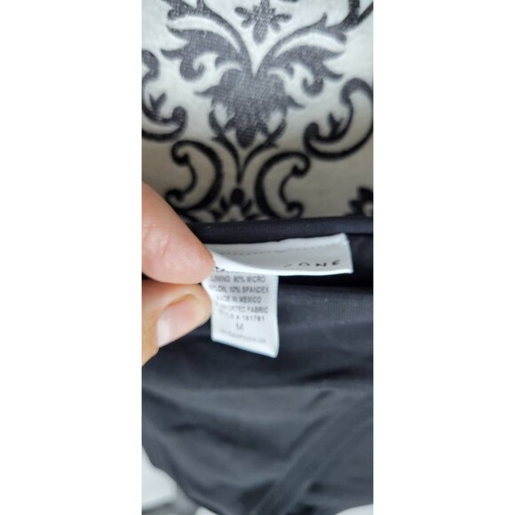 Robin Piccone Aubrey Twist Bikini Set in Black - Medium - Picture 3 of 6